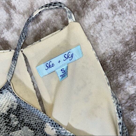 She + Sky snake print high neck midi length black, gray & white SZ SM - Picture 8 of 8